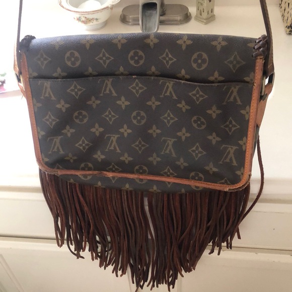 Vintage Boho Fringe Authentic Louis Vuitton Purse - Picture 2 of 15